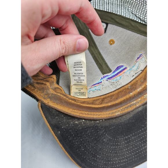 Patagonia Fitz Roy Trout Anvil Patch Snap Back Mesh Trucker Hat Tan - Picture 5 of 5